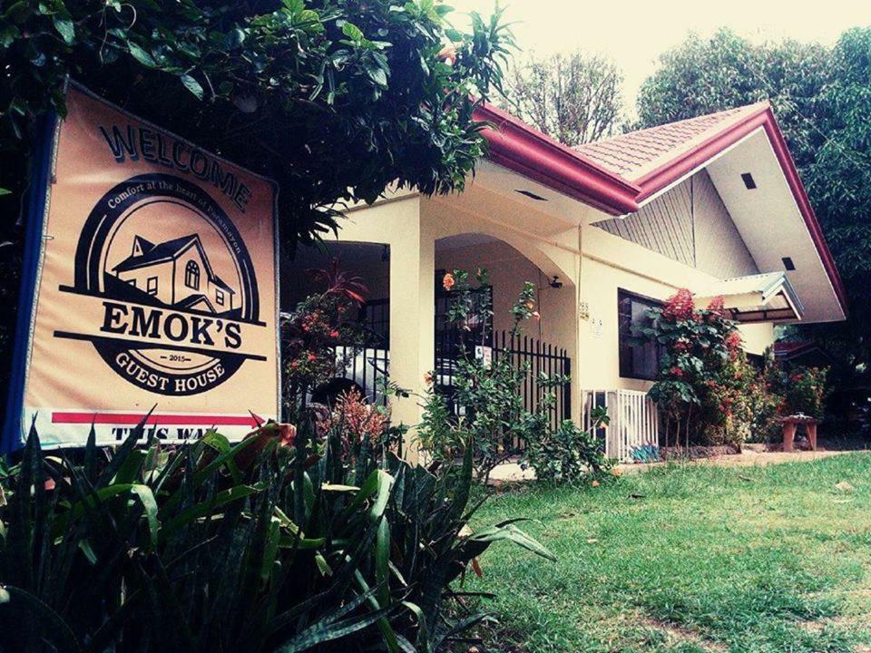 Emoks Guest House Moalboal Exterior foto